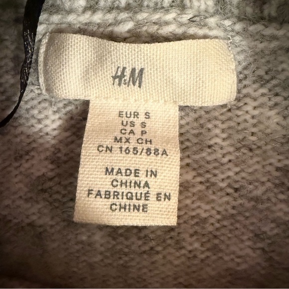 H&M Gray Sweater Dress - Picture 3 of 4